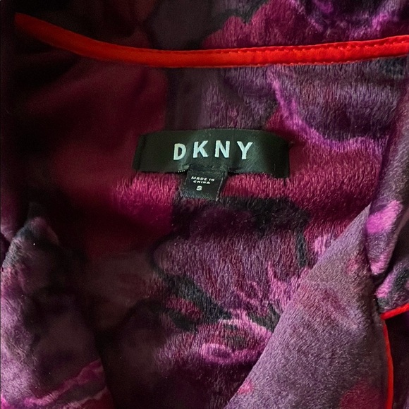 DKNY Floral Velvet Jacket - Burgundy. New without tag. - Picture 2 of 11